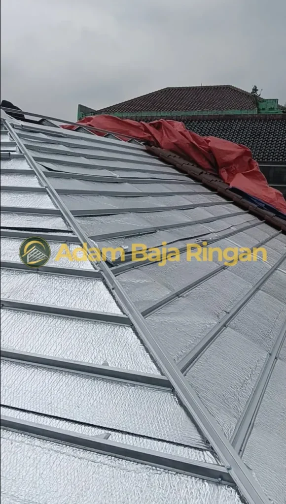 jasa tukang pasang atap baja ringan dan renovasi atap rumah - adambajaringan 1112 jasa tukang pasang atap baja ringan dan renovasi atap rumah - adambajaringan 1112