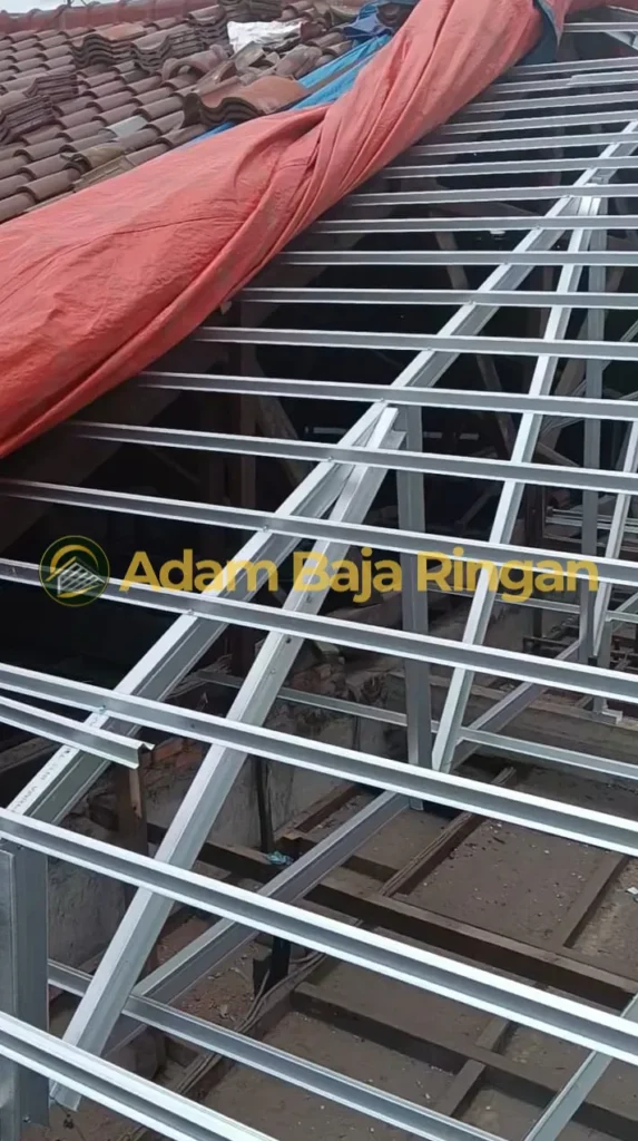 jasa tukang pasang atap baja ringan dan renovasi atap rumah - adambajaringan 115 jasa tukang pasang atap baja ringan dan renovasi atap rumah - adambajaringan 115